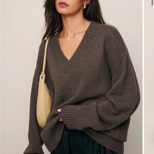 Reformation Jadey Cashmere Oversized V-neck Sweater